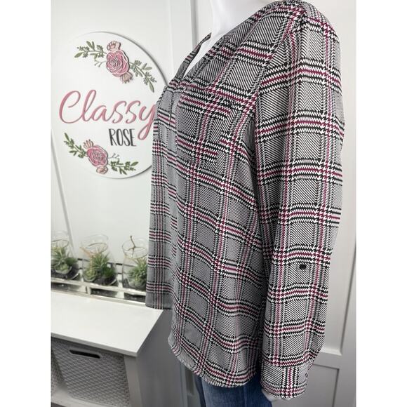 Beautiful Apt 9 Top Size XL - Picture 4 of 6